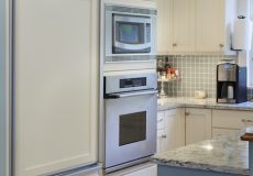 Kitchen design by CT Kitchen & Bath Studio